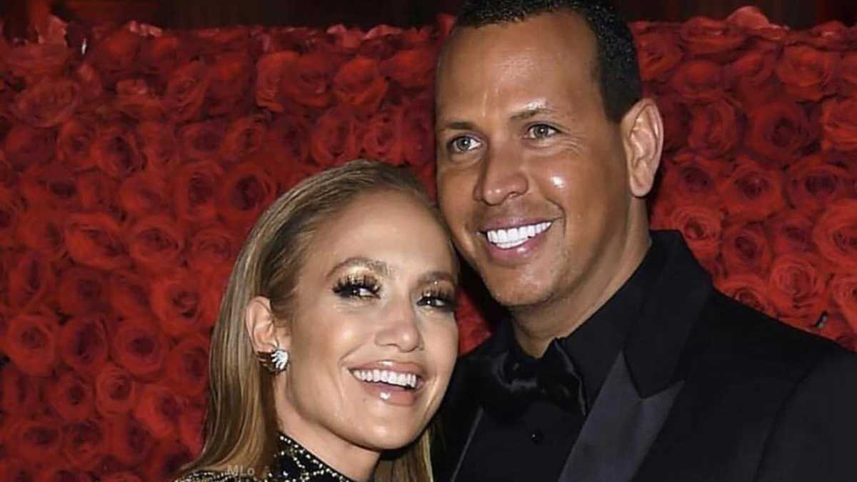 Jennifer Lopez & Alex Rodriguez end diet with carb fest | MamasLatinas.com